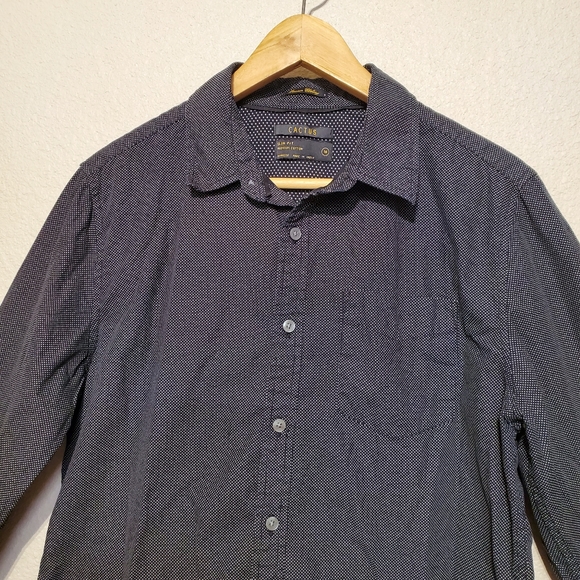 Cactus Slim Fit Micro Dot Print Long sleeve Button Down Shirt - Picture 3 of 9